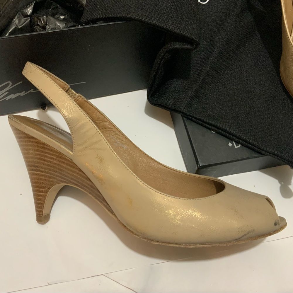 Donald J Pliner Women's Papina Slingback Pump, Size 9 M - Picture 5 of 11